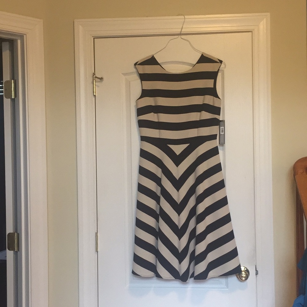 Tahahri A-line dress, size 6 -NWT!